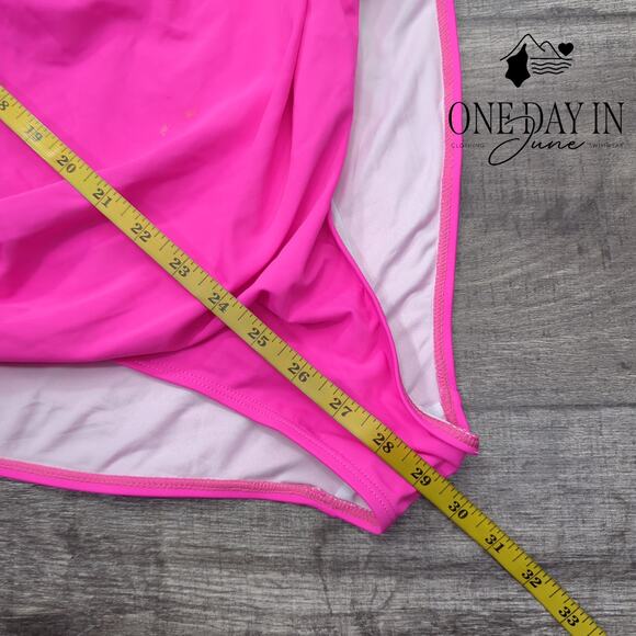 Eomenie Cross Front Cut Out One Piece Swimsuit Size XL - Picture 6 of 7